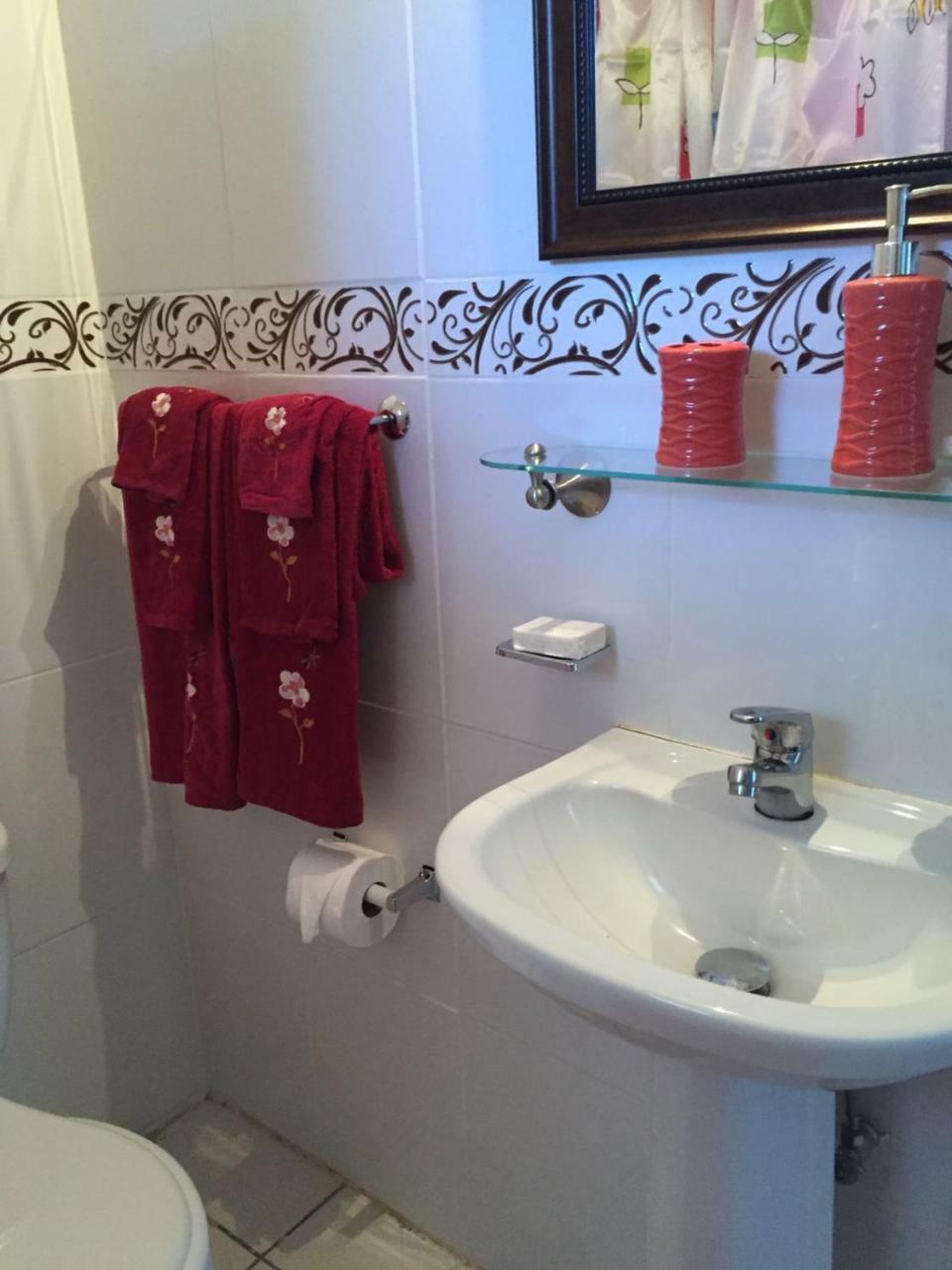 Goldenview Guesthouse Ocho Rios Eksteriør bilde